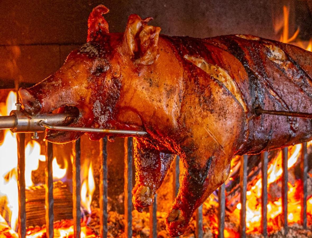 Weingut Und Pension Markus Kochems Mesenich Exteriör bild